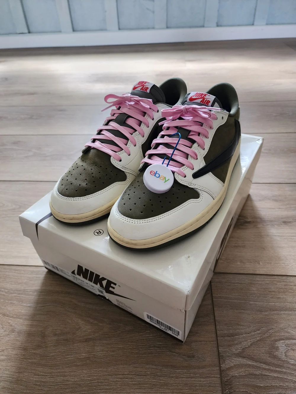 Travis Scott Medium Olives Jordan 1 Low
